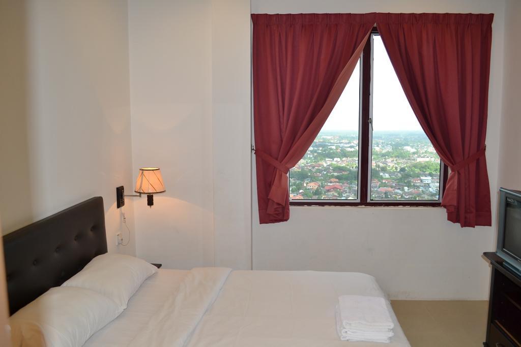 Mutiara Penthouse Hotel Kota Bahru Luaran gambar